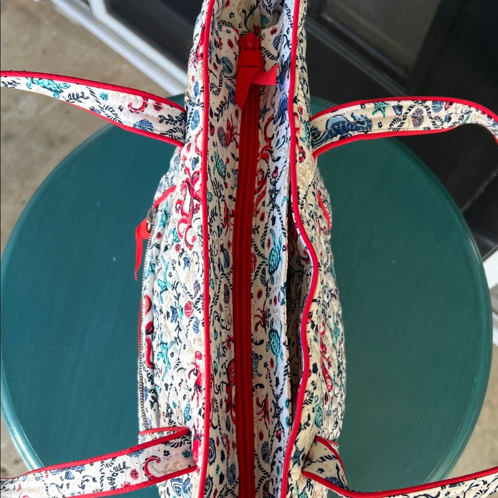 Vera Bradley Small Vera Tote in Sea Life - Picture 4 of 6